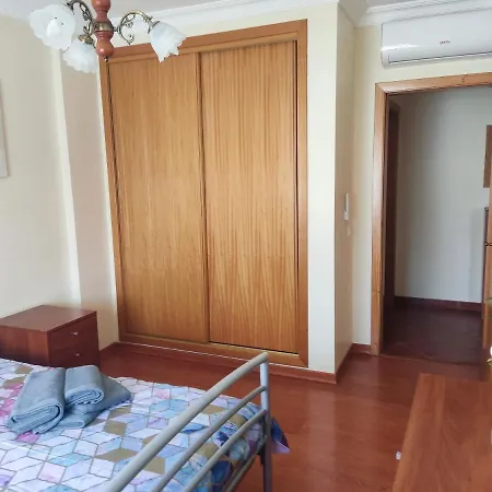 아파트 Large Duplex Pool View