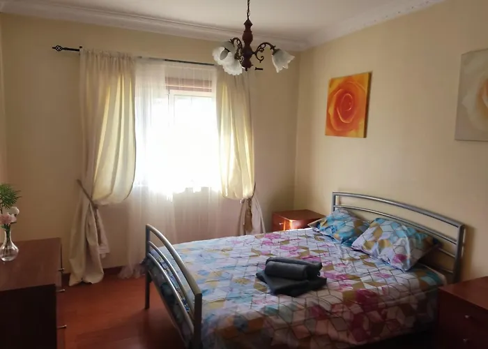 Large Duplex Pool View Albufeira