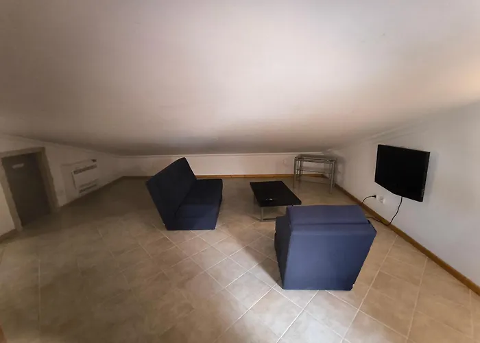 Large Duplex Pool View Apartment *